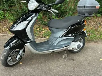 piaggio fly 125 mit topcase