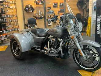 2017 harley-davidson freewheeler