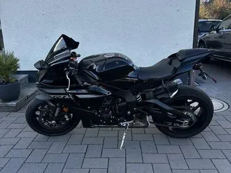 yamaha yzf-r1