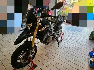 aprilia dorsoduro 750