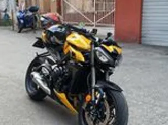 triumph street triple 765 rs