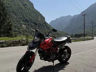 ducati hypermotard 796 canton tessin -