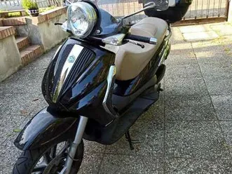 piaggio beverly 300 tourer nero