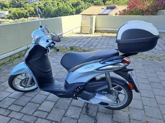 piaggio liberty 125 argento
