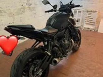 mt 07 2023 abs (pure ) ancora in garanzia