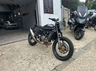 husqvarna 701 vitpilen flat track carbone