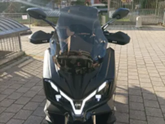 scooter sym adx 300