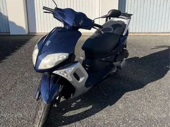 scooter 125 peugeot sum-up