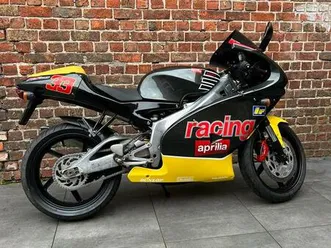 ② aprilia rs125 official melandri edition
