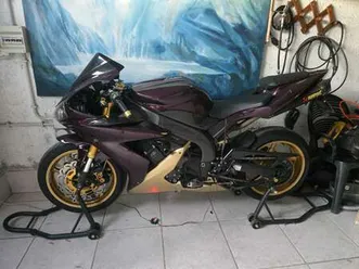 yamaha yzf-r1 oro