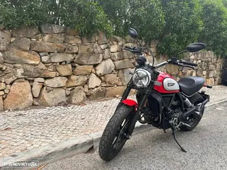 ducati scrambler icon red