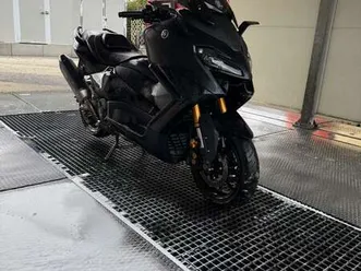 yamaha tmax 560 tech max