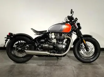 triumph bonneville bobber