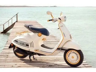 vespa 946 christian dior