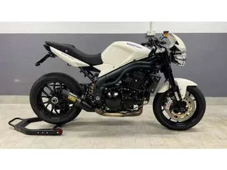 triumph speed triple 1050 bianco