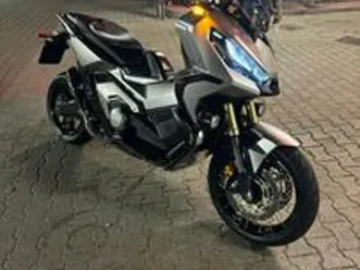 honda x-adv 750