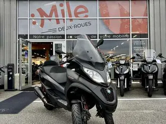 piaggio mp3 500