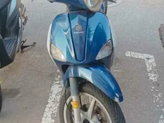 piaggio - liberty 200