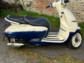 peugeot django 125 – 982 km – top case offert – état neuf