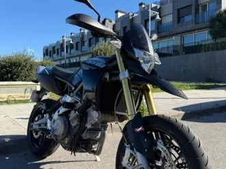 aprilia - dorsoduro 750