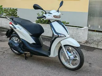 piaggio liberty 125 nuovo canton tessin -