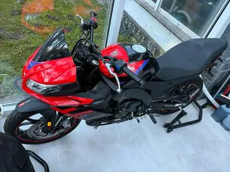 aprilia tuono 125 – neuwertig, nur 11 km, nie zugelassen!