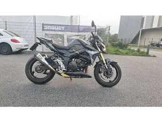 suzuki gsr 750 a