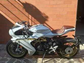 mv agusta superveloce 800 s oro
