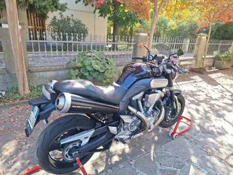 yamaha mt-01 blu/azzurro