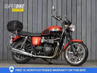 triumph bonneville 900