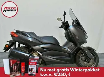 yamaha x-max 300 xmax zwart