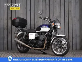 triumph bonneville 900