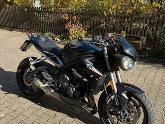triumph street triple 765 rs inkl. arrow