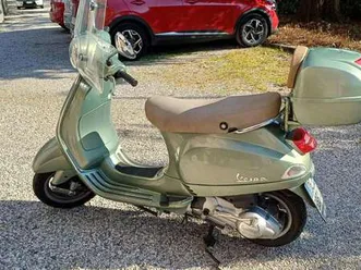 vespa lx 125 verde