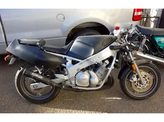 1990 yamaha fzr600 dismantling for parts! everything cheap!