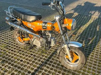 skyteam honda dax 125