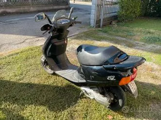 aprilia amico