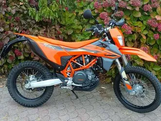 ktm 690 enduro r arancione