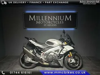 2022 aprilia tuono 1100 v4 super naked motorcycle low miles