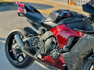 2020 yamaha yzf-r1