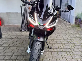aprilia tuono 660 factory (service/tüv/reifen neu)