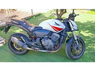 honda-hornet-2010-alvalade