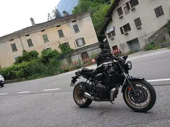 yamaha xsr 700