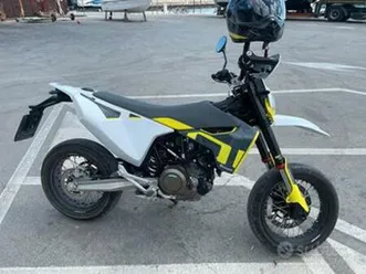 husqvarna 701 supermoto - 2022