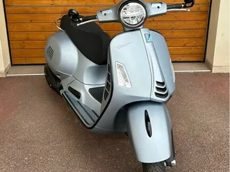 vespa 300 gts supertech