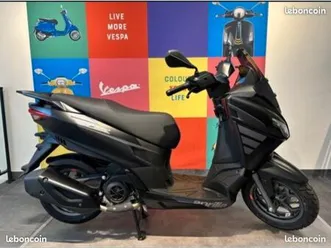 scooter apprilia sxr 50