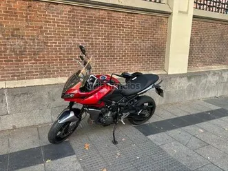 triumph - tiger sport 660