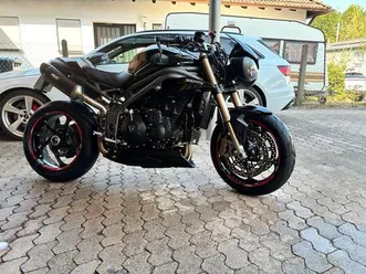 triumph speed triple nn02 bar oder tausch gegen apriliav4 tuono