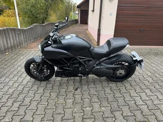 ducati diavel dark