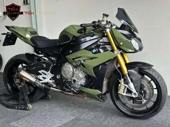 bmw s 1000 r groen